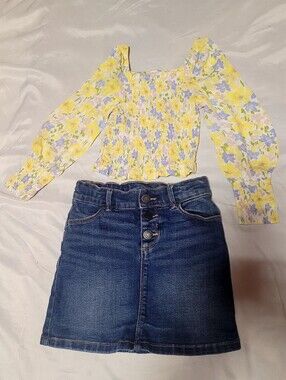 Little Girl's Outfit, Size 5 GB Blouse, Size 5T Old Navy Jean Skirt